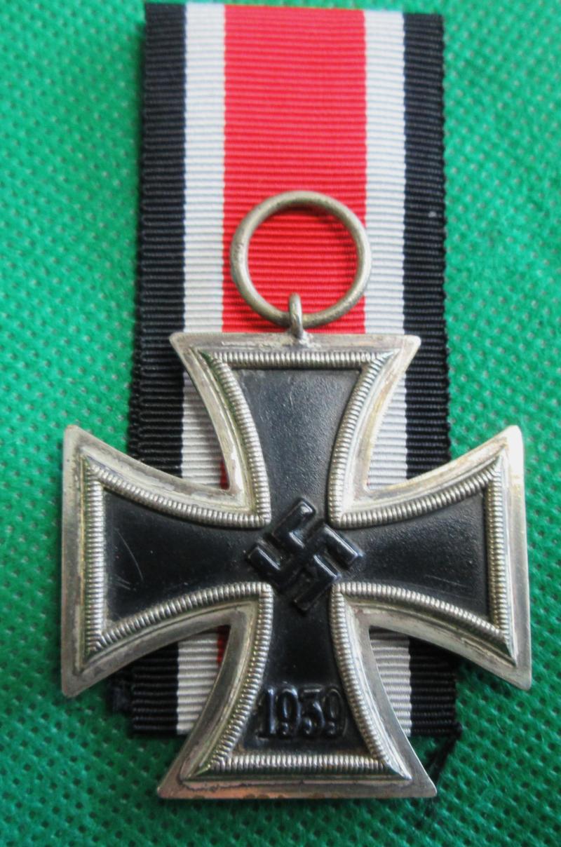 2nd CLASS IRON CROSS maker marked