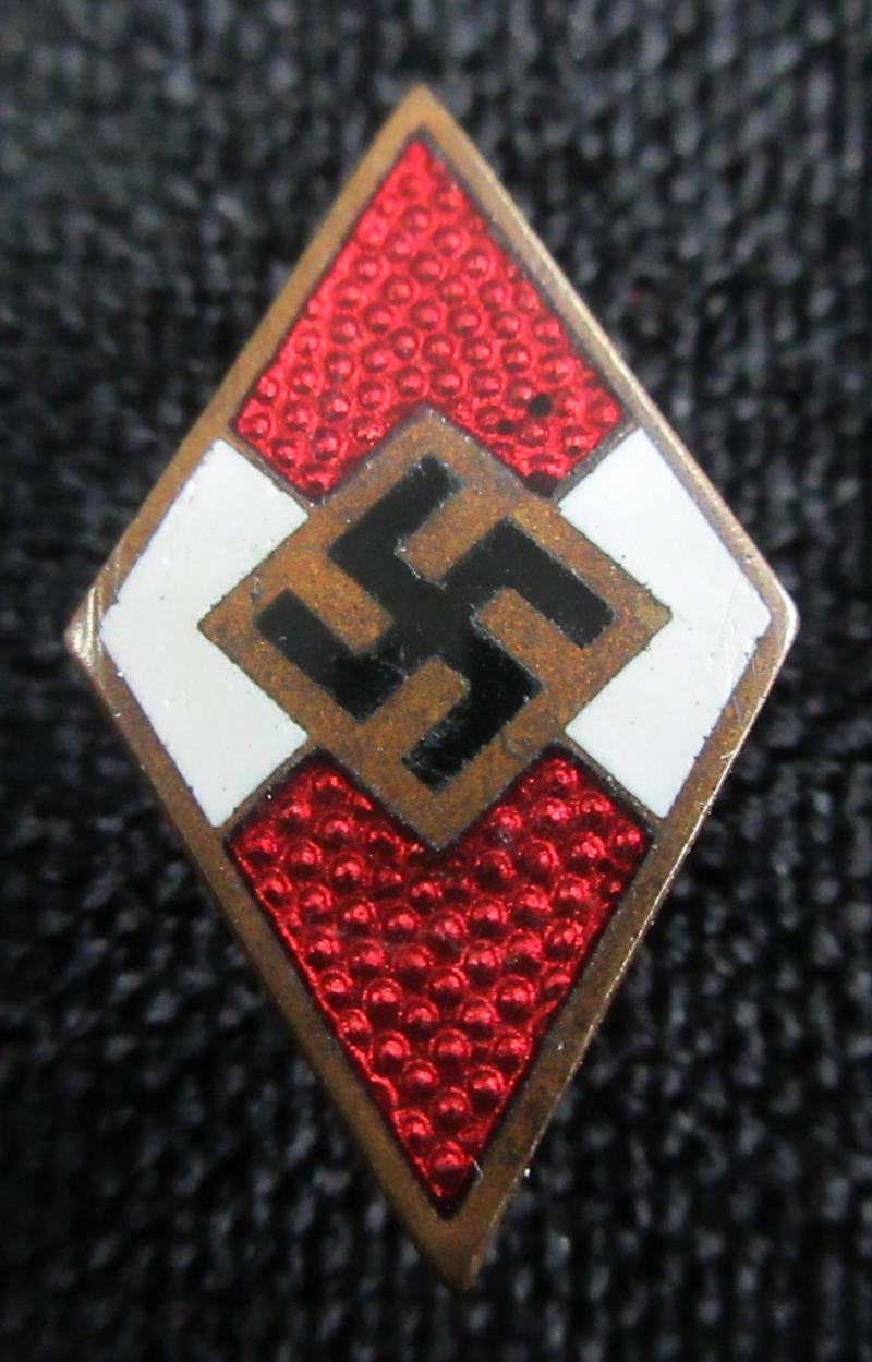 HITLER YOUTH DIAMOND BADGE