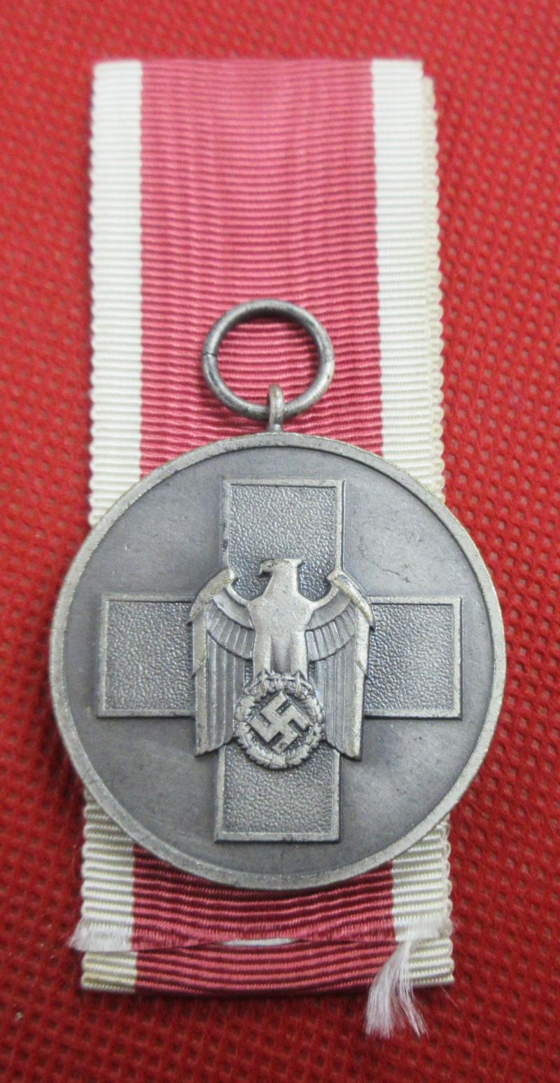 SOCIAL WELFARE MEDAL