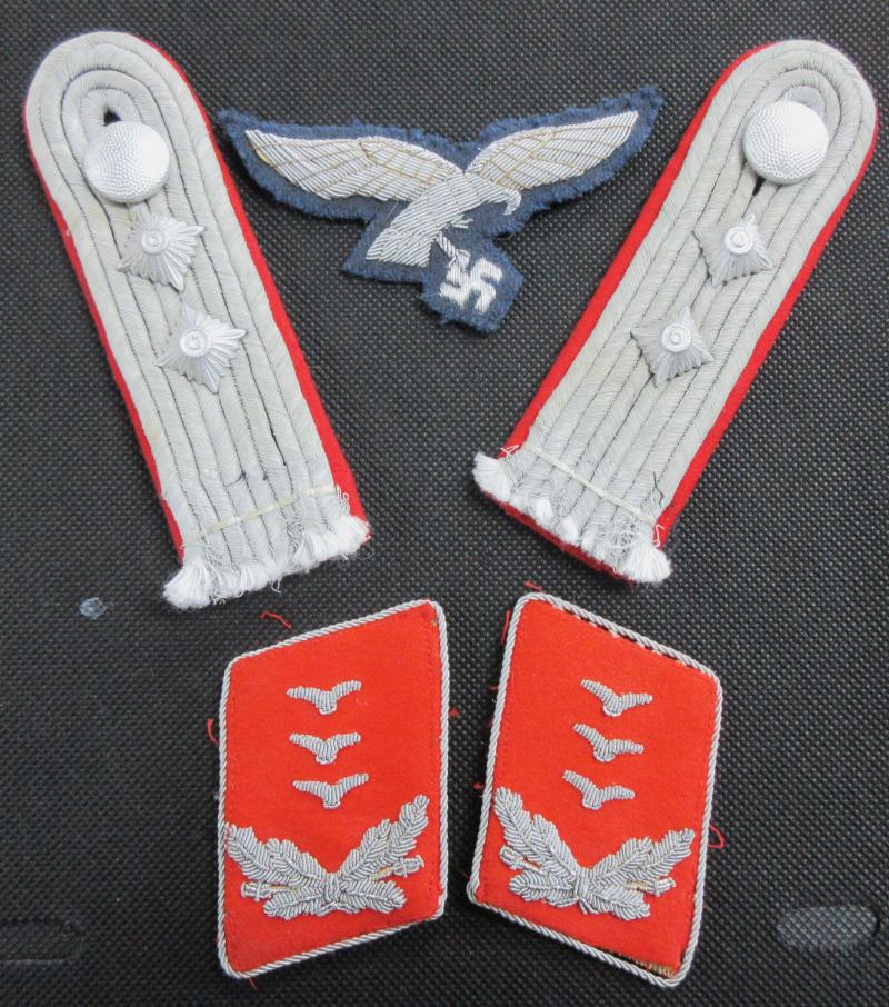 OFFICERS LUFTWAFFE FLAK/ARTILLERY TUNIC INSIGNIA SET