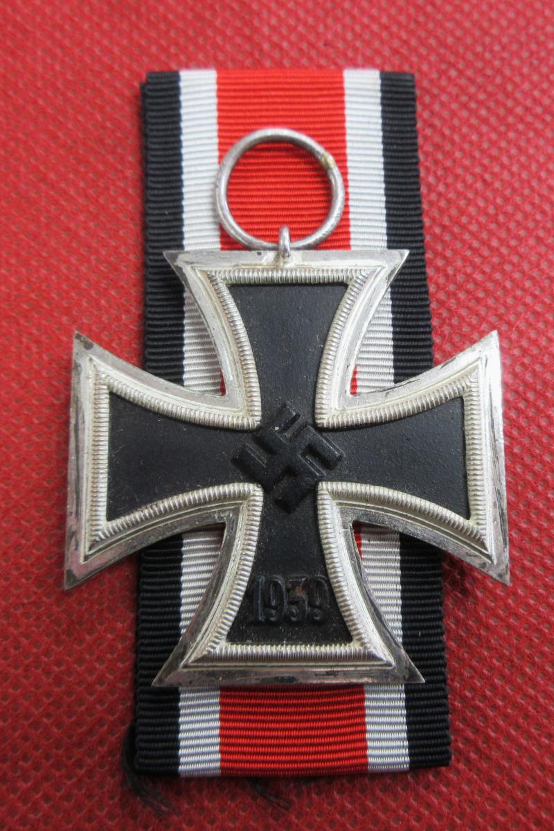 2nd CLASS IRON CROSS maker marked