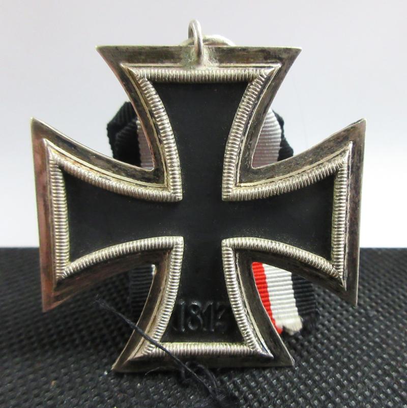 2nd CLASS IRON CROSS maker marked