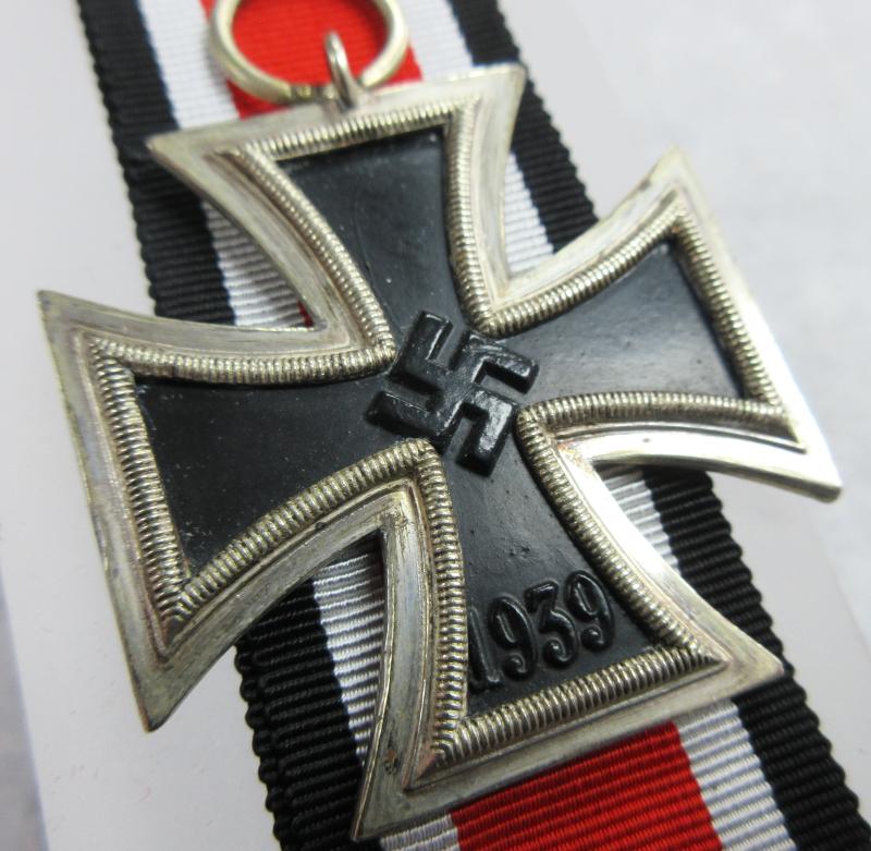2nd CLASS IRON CROSS maker marked