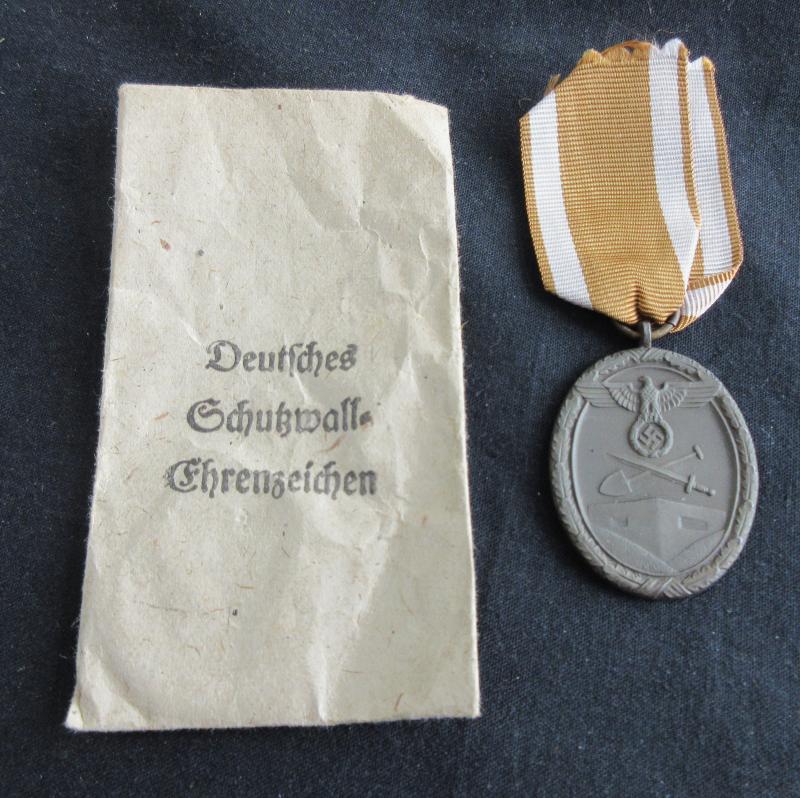 WESTWALL MEDAL & ISSUE PACKET