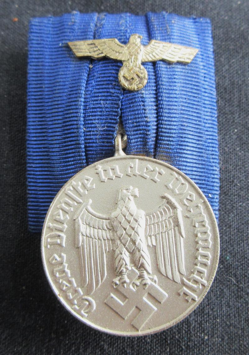 COURT MOUNTED  4 YEAR SERVICE MEDAL